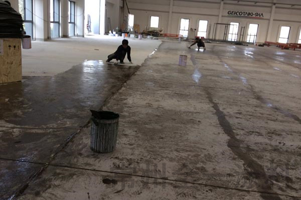 環(huán)氧底漆施工