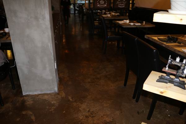 復(fù)古漆紅銅色 復(fù)古漆紅銅色